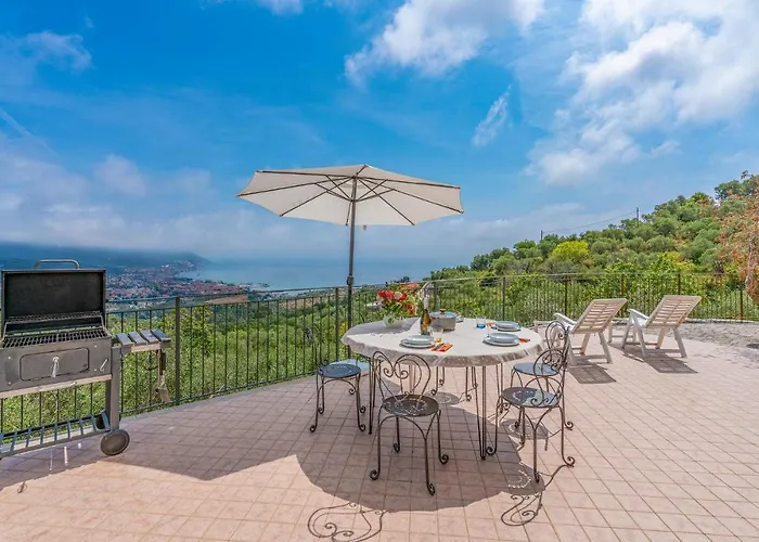 1 Bedroom Cozy In ディアーノ・マリーナ