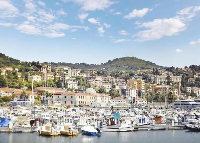 1 Bedroom Cozy In 度假居